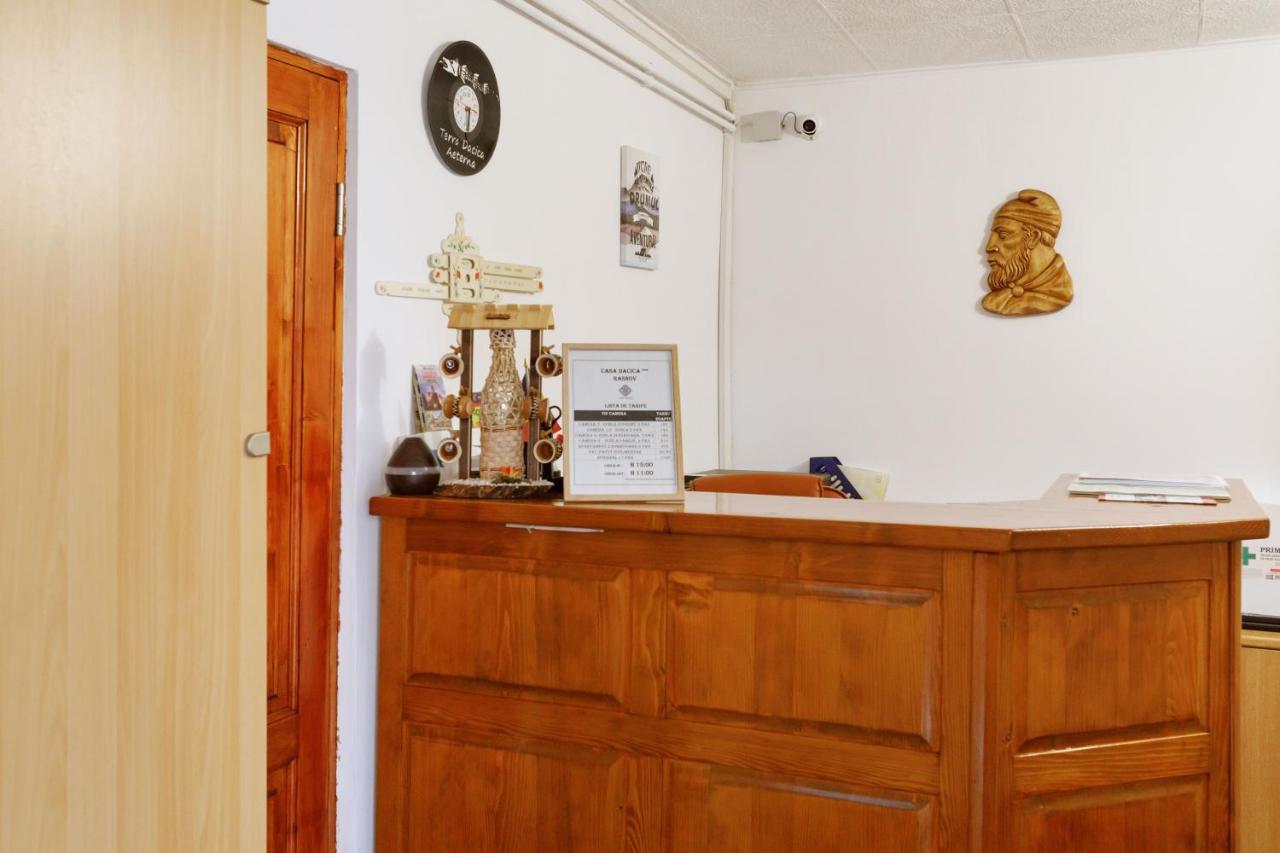 Casa Dacica Hotel Rîşnov Екстериор снимка