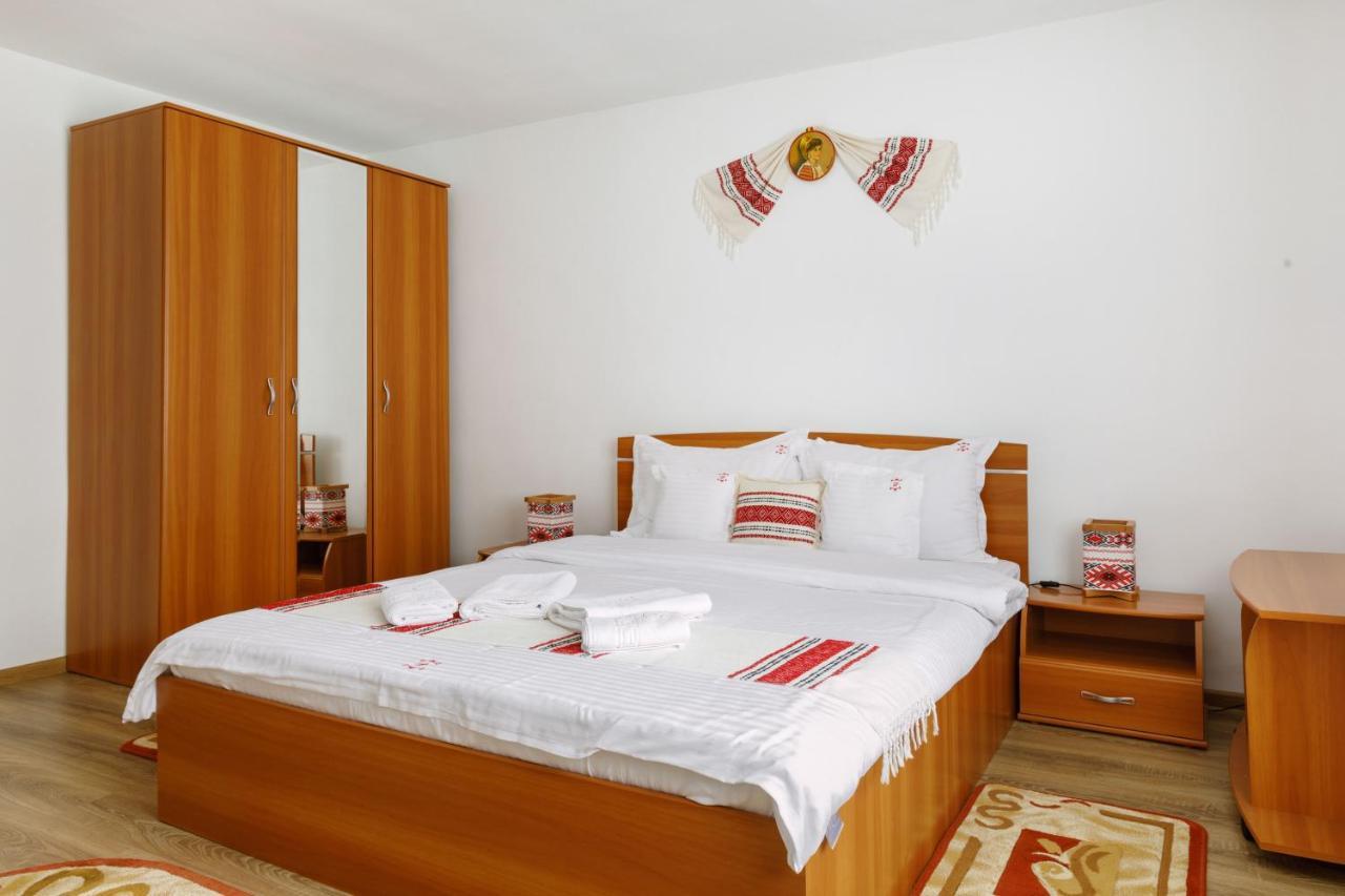 Casa Dacica Hotel Rîşnov Екстериор снимка