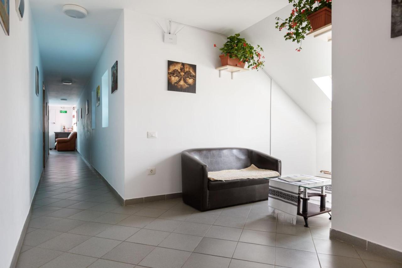 Casa Dacica Hotel Rîşnov Екстериор снимка