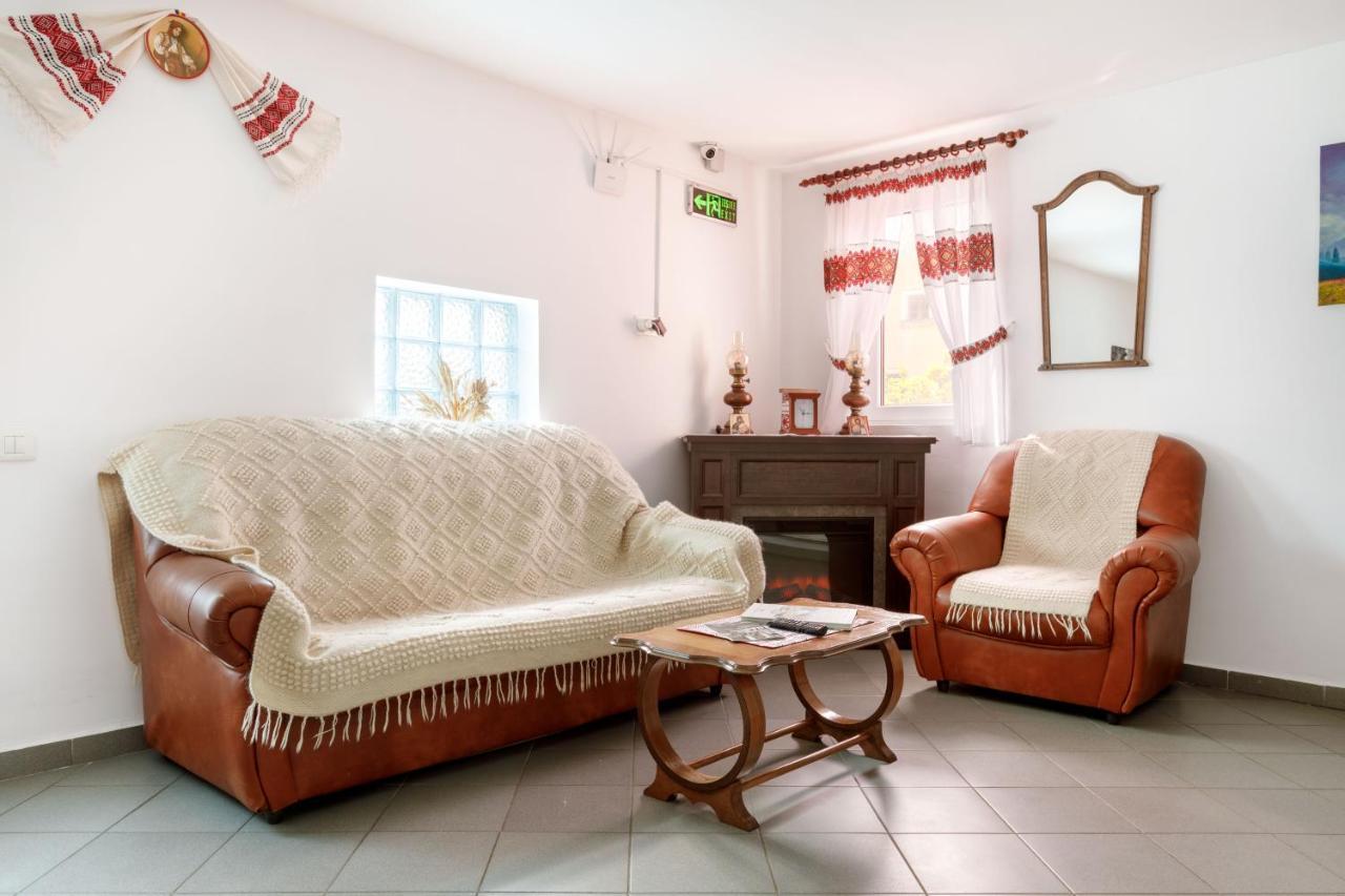 Casa Dacica Hotel Rîşnov Екстериор снимка